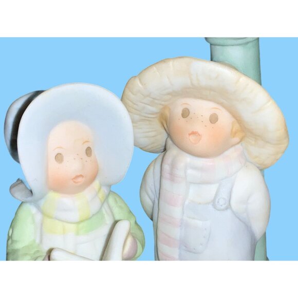 CIRCLE OF FRIENDS Figurine- JOY TO THE WORLD By MASTERPIECE  Homco 1992 - Picture 8 of 14